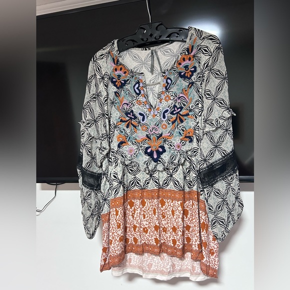 Anthropologie | Terri Embroidered Top Ruffles Lace Blouse Medium - Picture 3 of 9